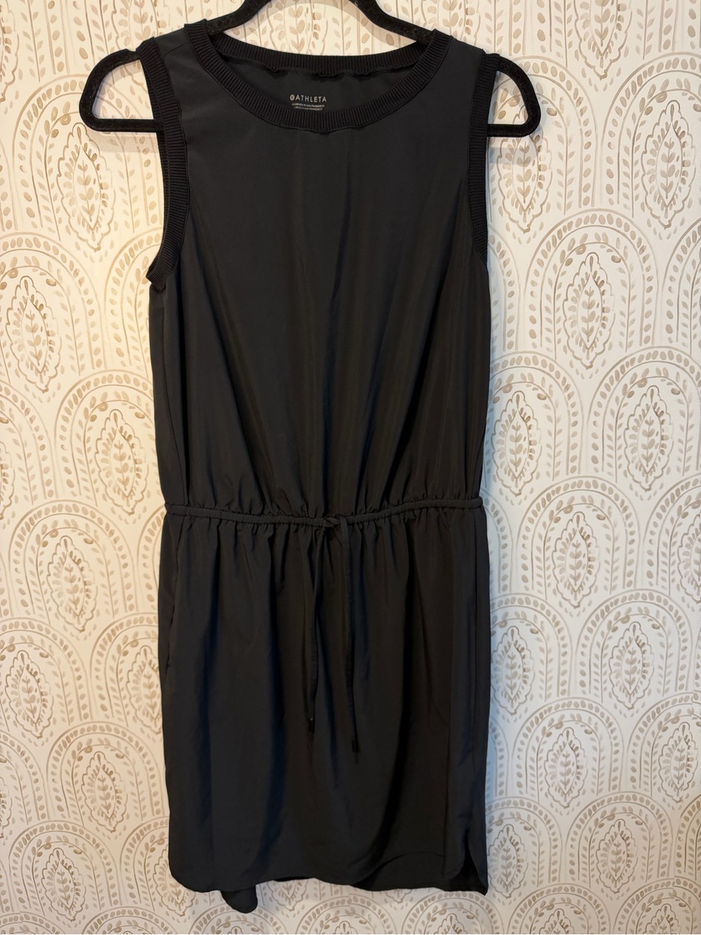 Athleta Rincon Dress Black Size Small Athleisure Cinch Waist Sleeveless - Picture 2 of 8